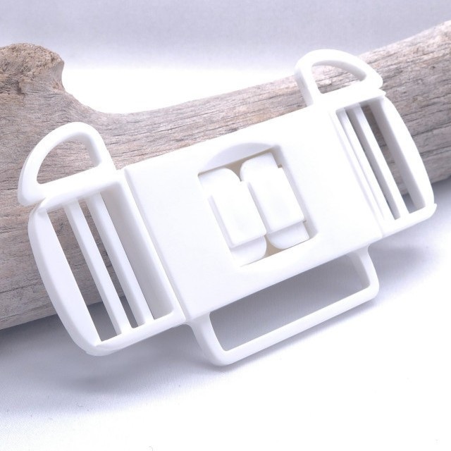 White 3-Way Plastic Buckle - Maison Klem
